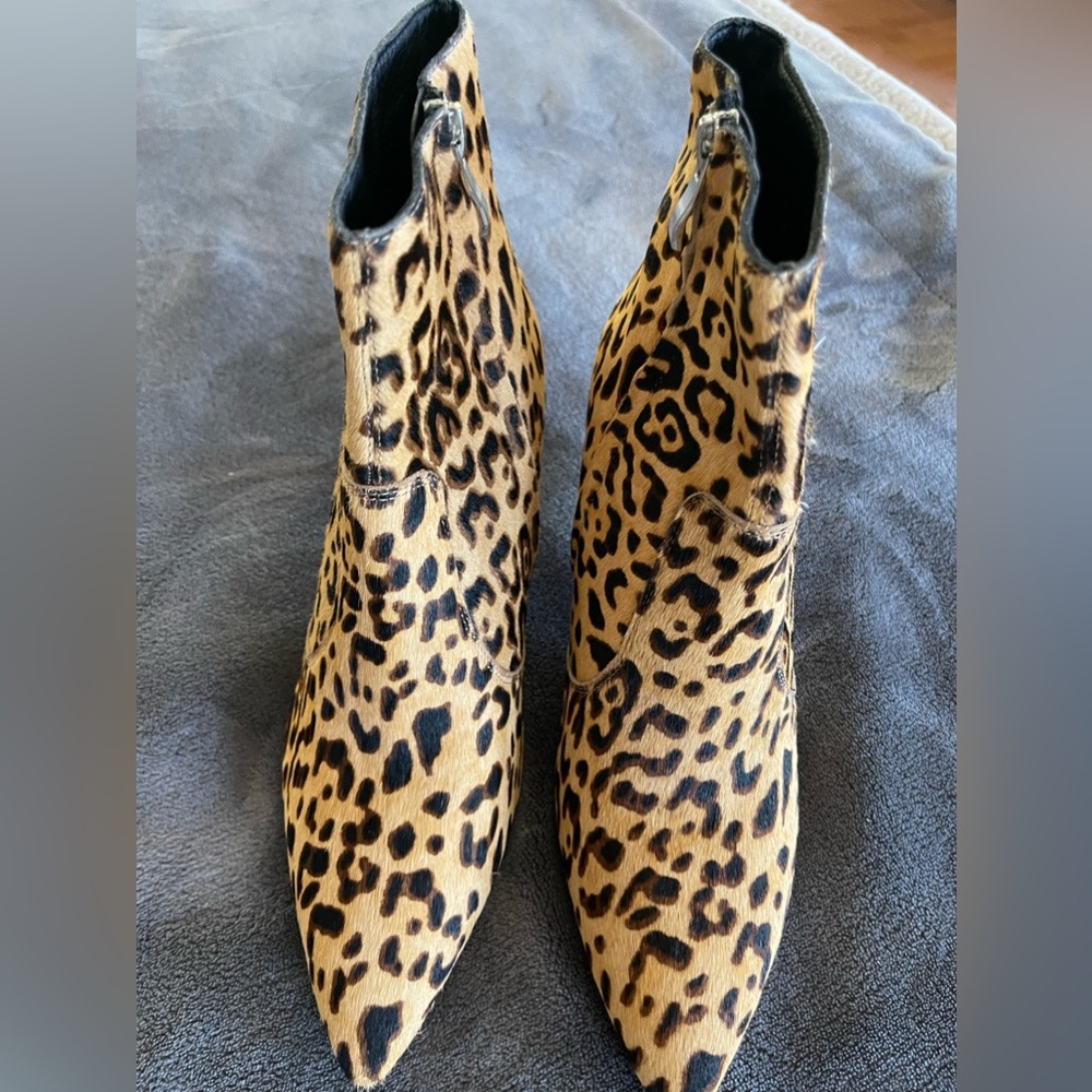 Shoes - Picture 3 of 5